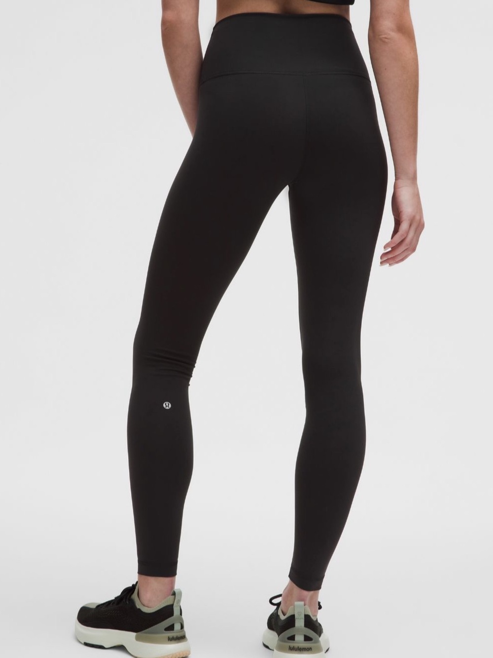 LULULEMON Wunder Train Leggings Size 6 / 28”